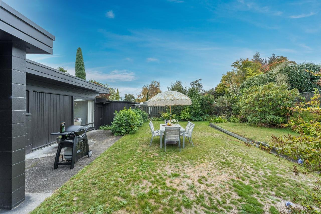 Henry'S Bach Villa Taupo Dış mekan fotoğraf