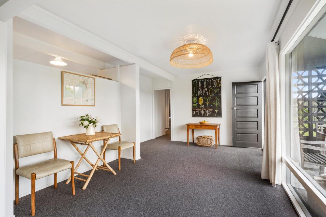 Henry'S Bach Villa Taupo Dış mekan fotoğraf