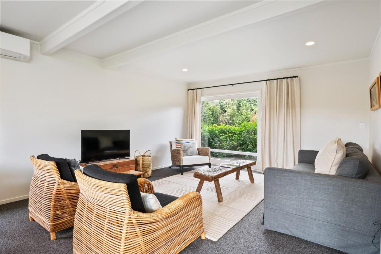 Henry'S Bach Villa Taupo Dış mekan fotoğraf